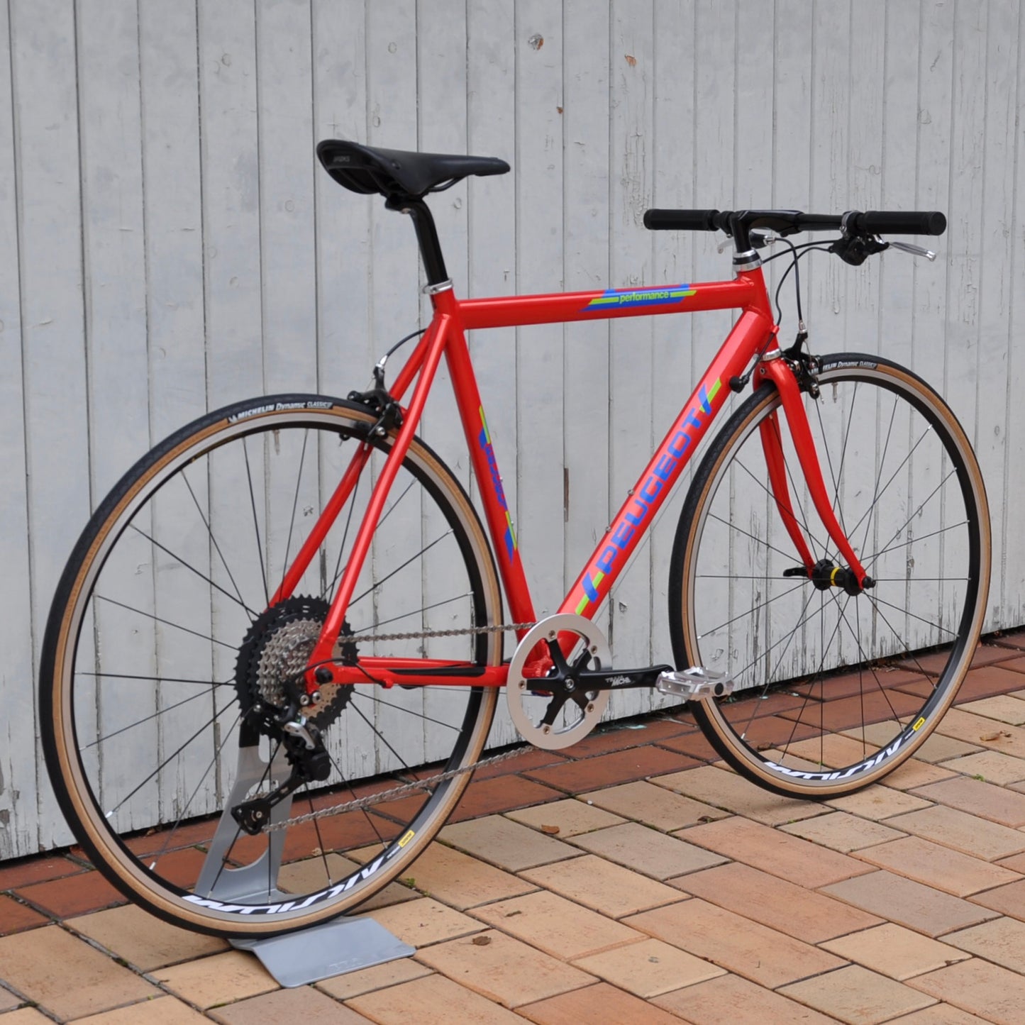Lola Peugeot