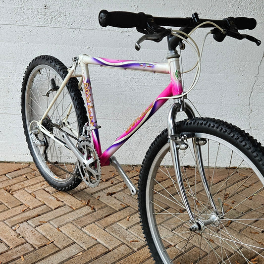 Dancelli ATB | 1990  | 43 cm