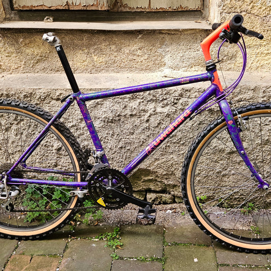 Kuwahara Cheetah | 1991  | 41 cm