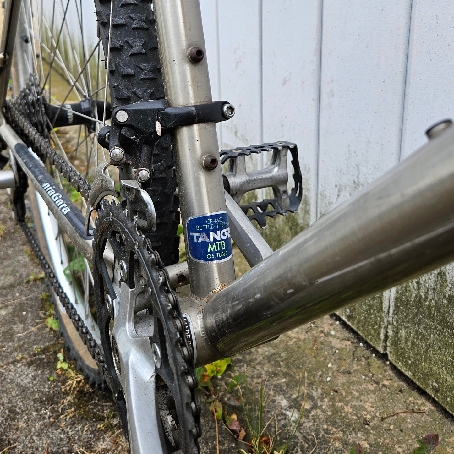 Niagara ZR 600 | 1994  | 46 cm