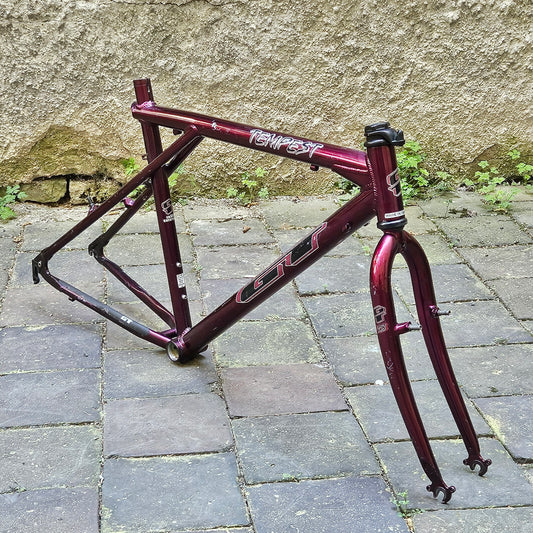 GT Tempest | 1996  | 47 cm