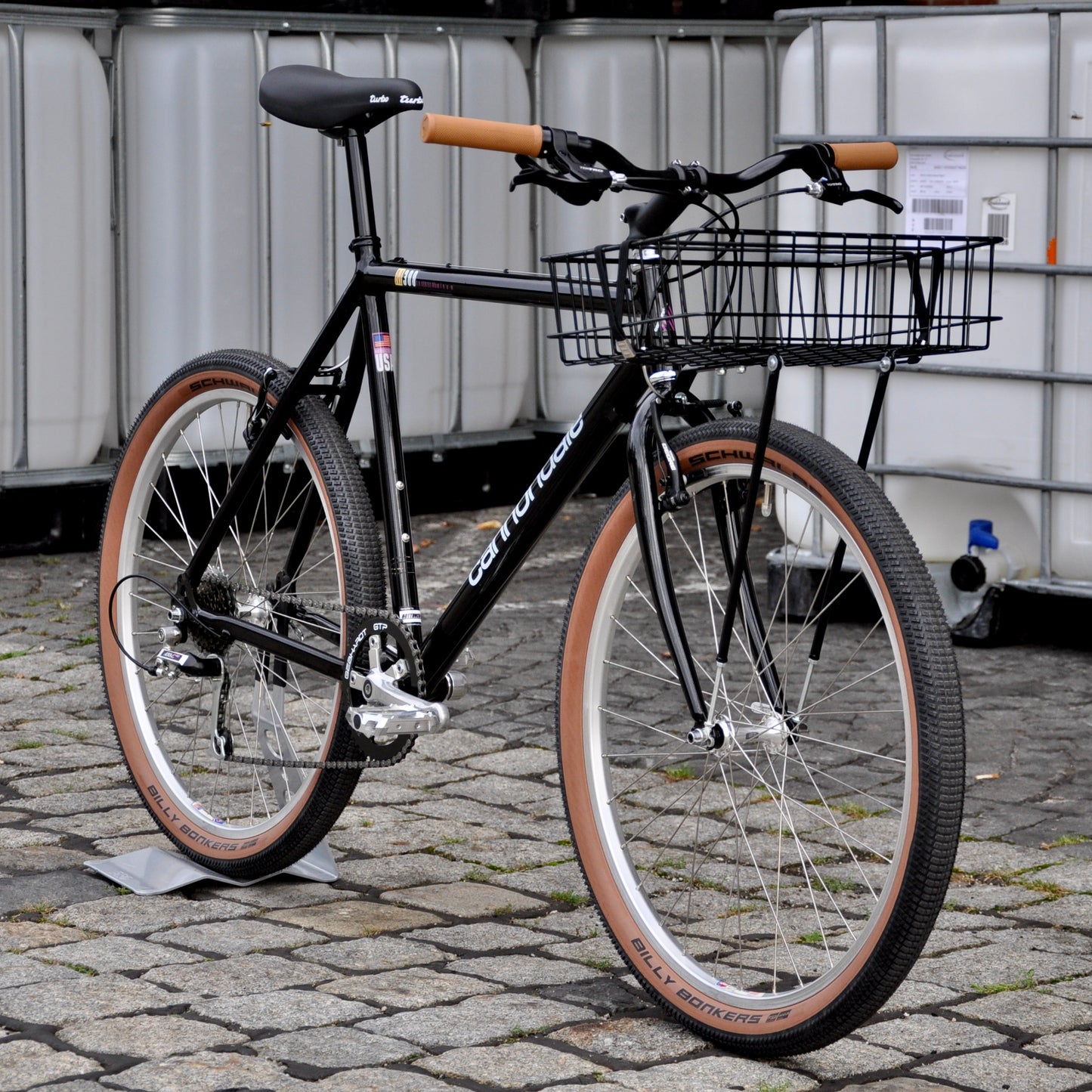 Cora Cannondale