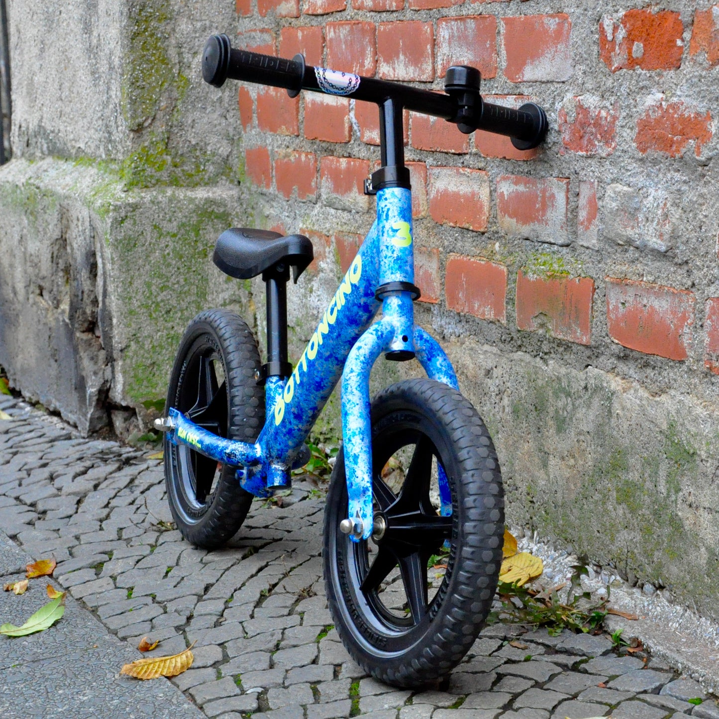 Flitzi Strider
