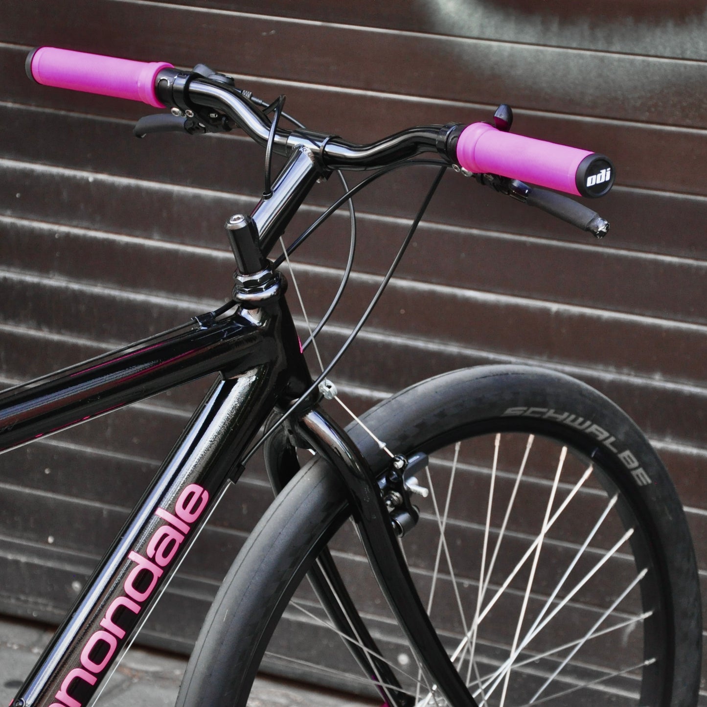 ODI BMX Longneck Griffe - pink
