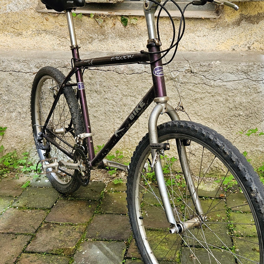 Kinetik Bike Falcon | 90s | 45 cm