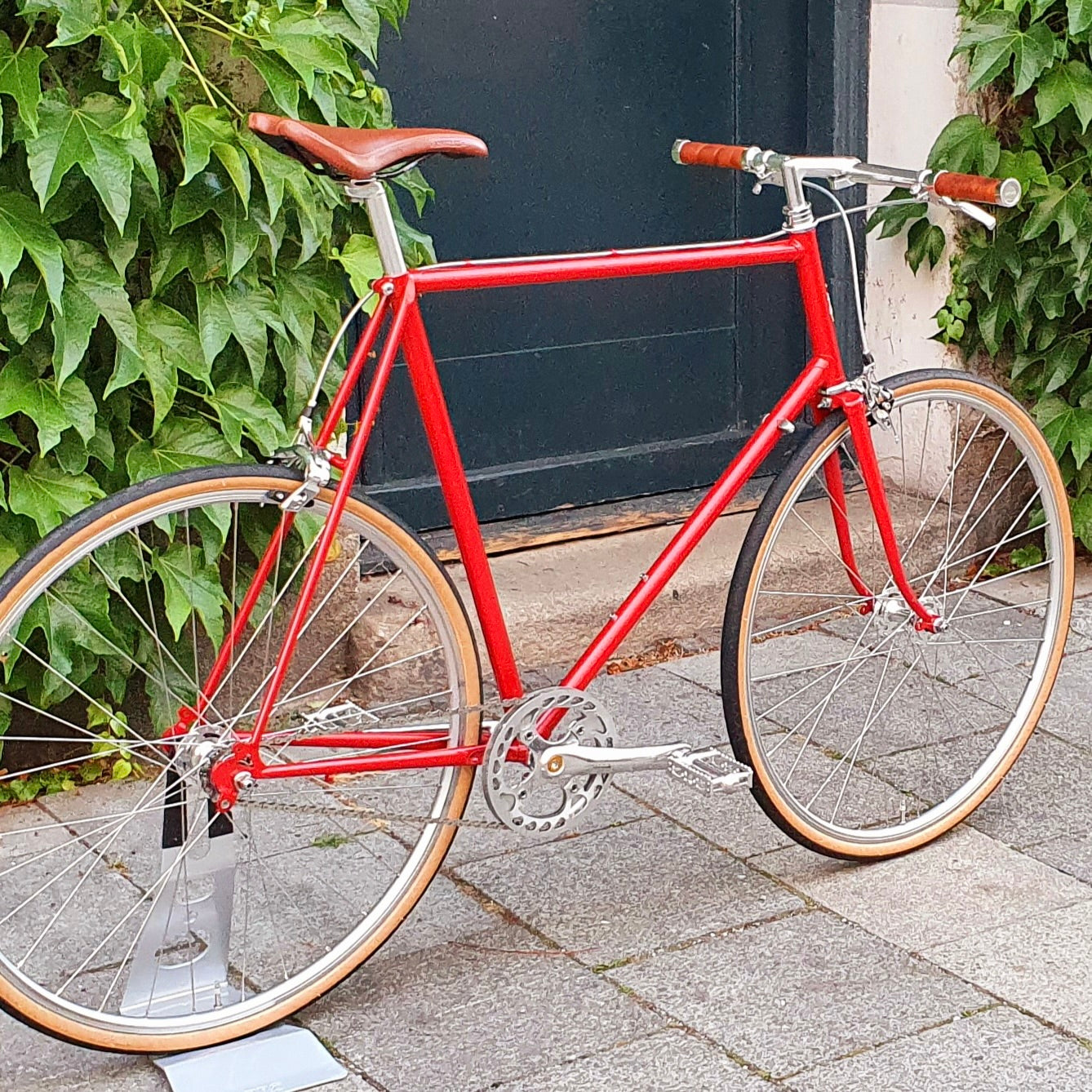 Ruby Raleigh