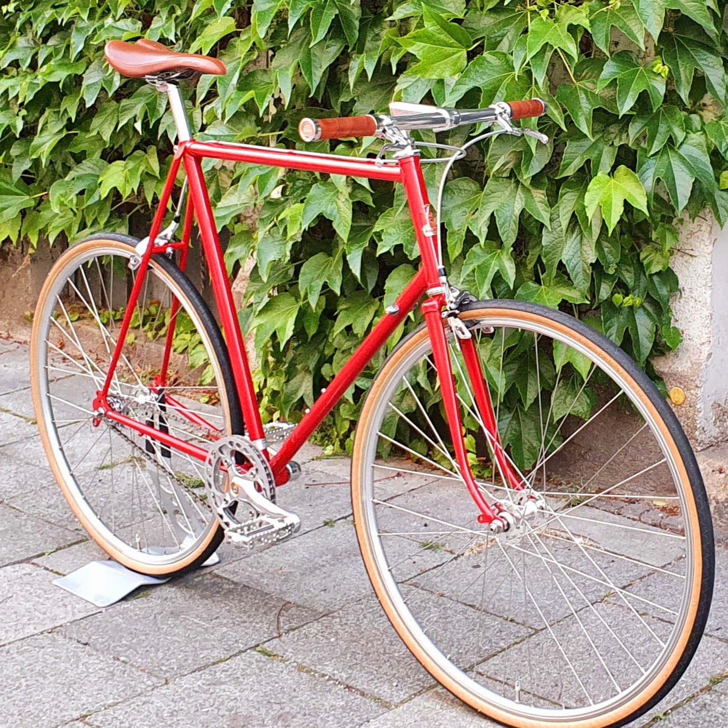 Ruby Raleigh